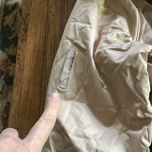 Oakley ski and/or boarding winter coat size Large Champagne color - Picture 10 of 14